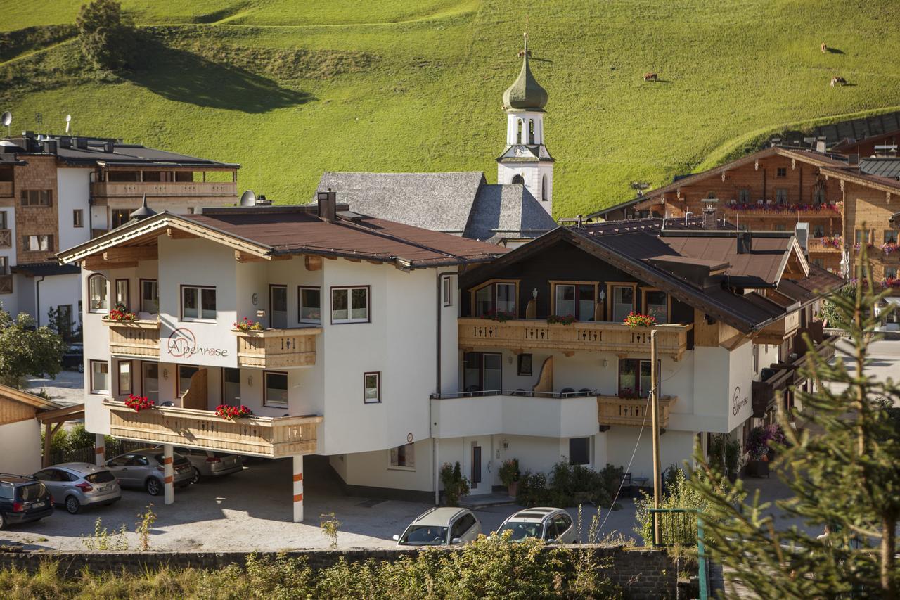 Alpenrose Hotel-Garni Gerlos Exterior photo
